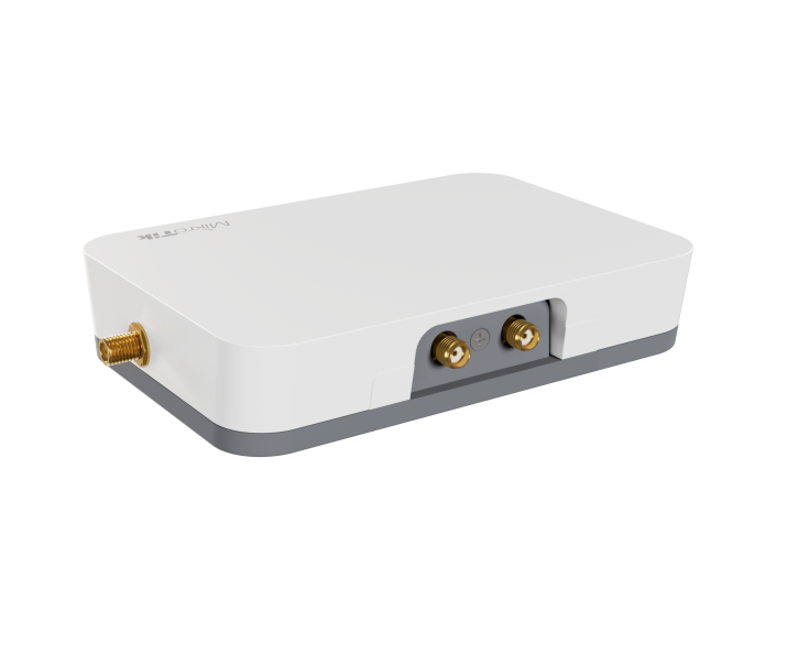 MikroTik RB924iR-2nD-BT5&BG770A&R11e-LR8G - KNOT LR8G kit