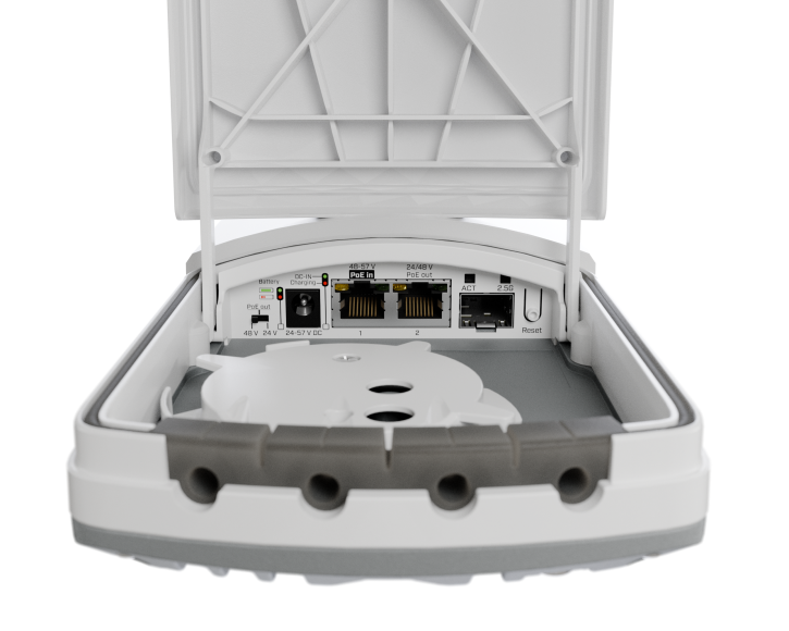 MikroTik FTC21-ups - Integrated battery for short power interruptions!